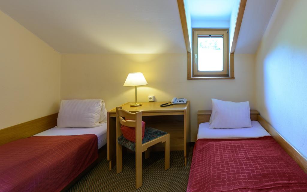 Hotel-Pension Schwaighofen Eugendorf Szoba fotó