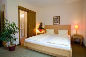 Hotel-Pension Schwaighofen Eugendorf Kültér fotó